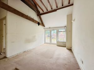 Photo 7- click for photo gallery